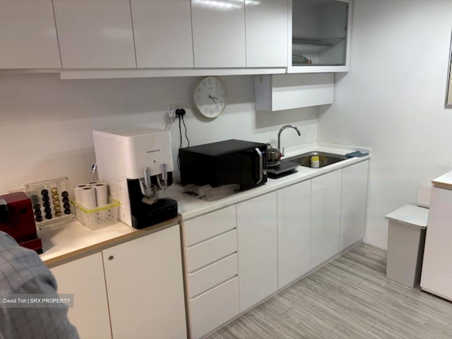 Nicoll Highway MRT (D1), Office #472638061